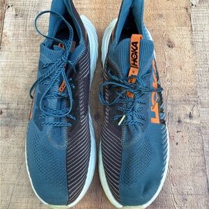 Hoka one one men's carbon X 3 blue coral black/ orange running sneaker Size 13D